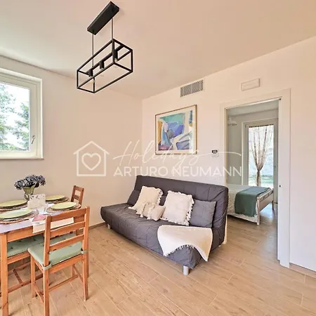 Villa 139 - A Schiera Bilocale Al Taunus, Piccola Corte Esterna - Climatizzata, E Navetta Privata Inclusa Al White Club *