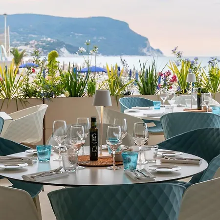 139 - A Schiera Bilocale Al Taunus, Piccola Corte Esterna - Climatizzata, E Navetta Privata Inclusa Al White Club *